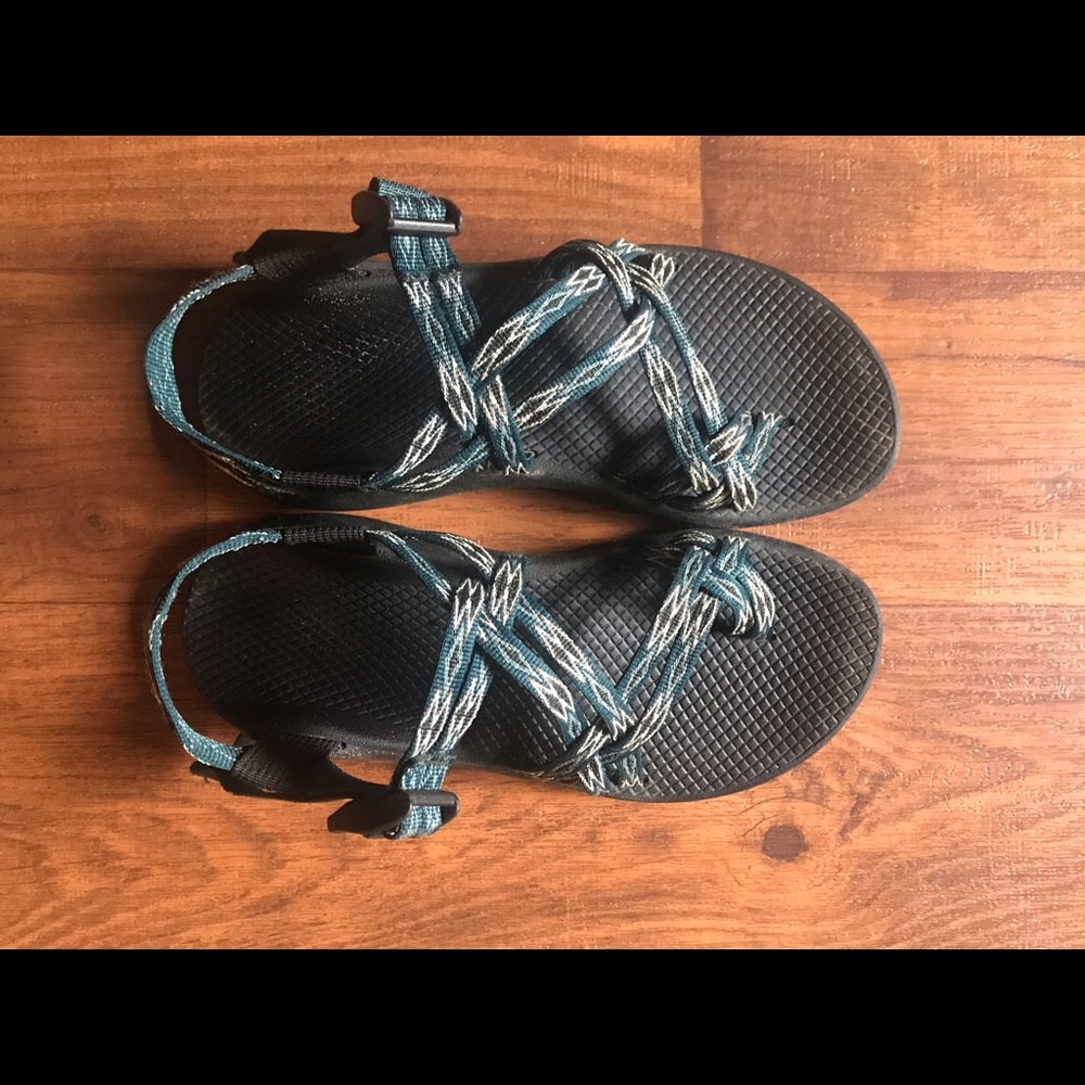 Patterned double strap Chacos